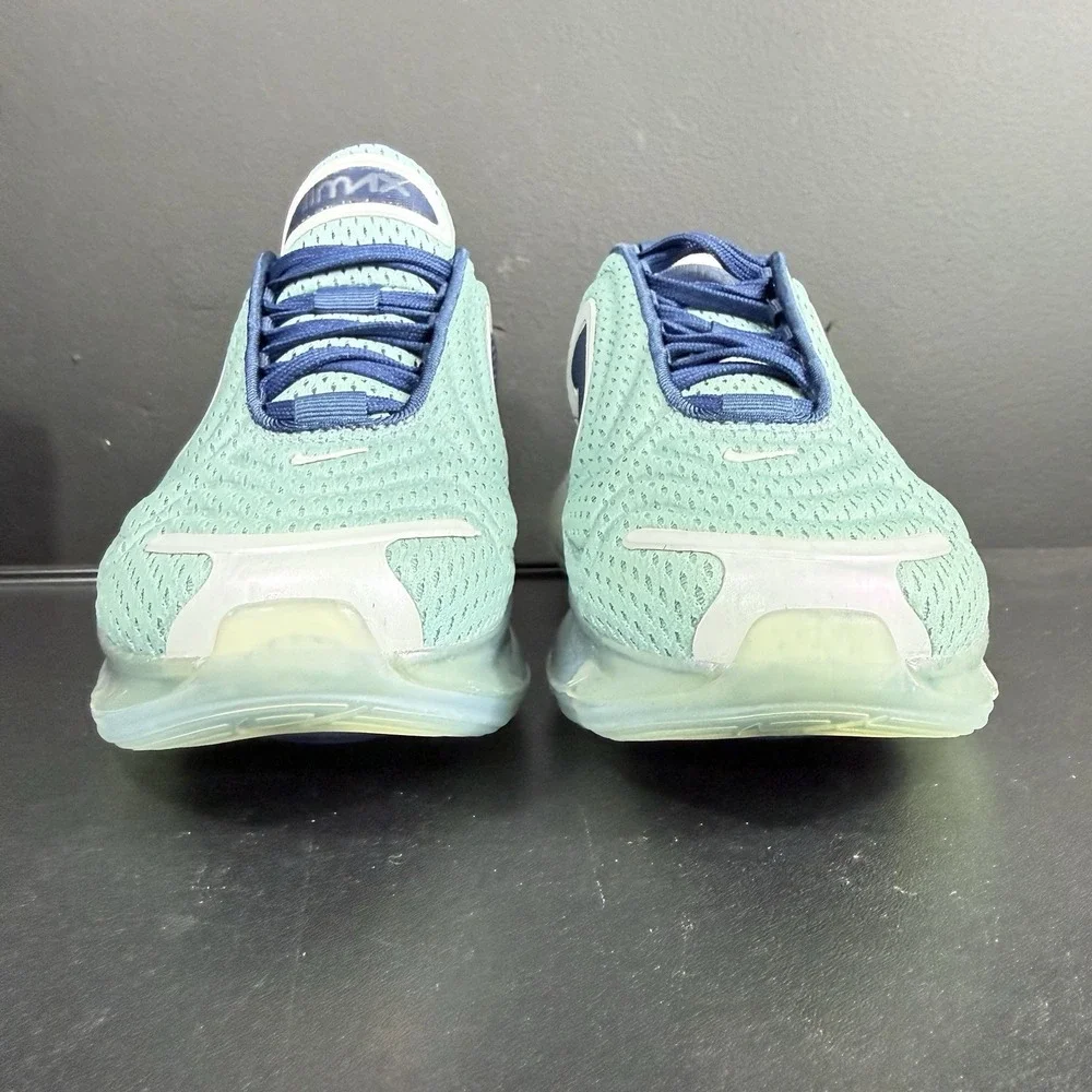 Nike Air Max 720 Youth Size 4.5 women's 6 Northern Lights Day Silver Navy blue
